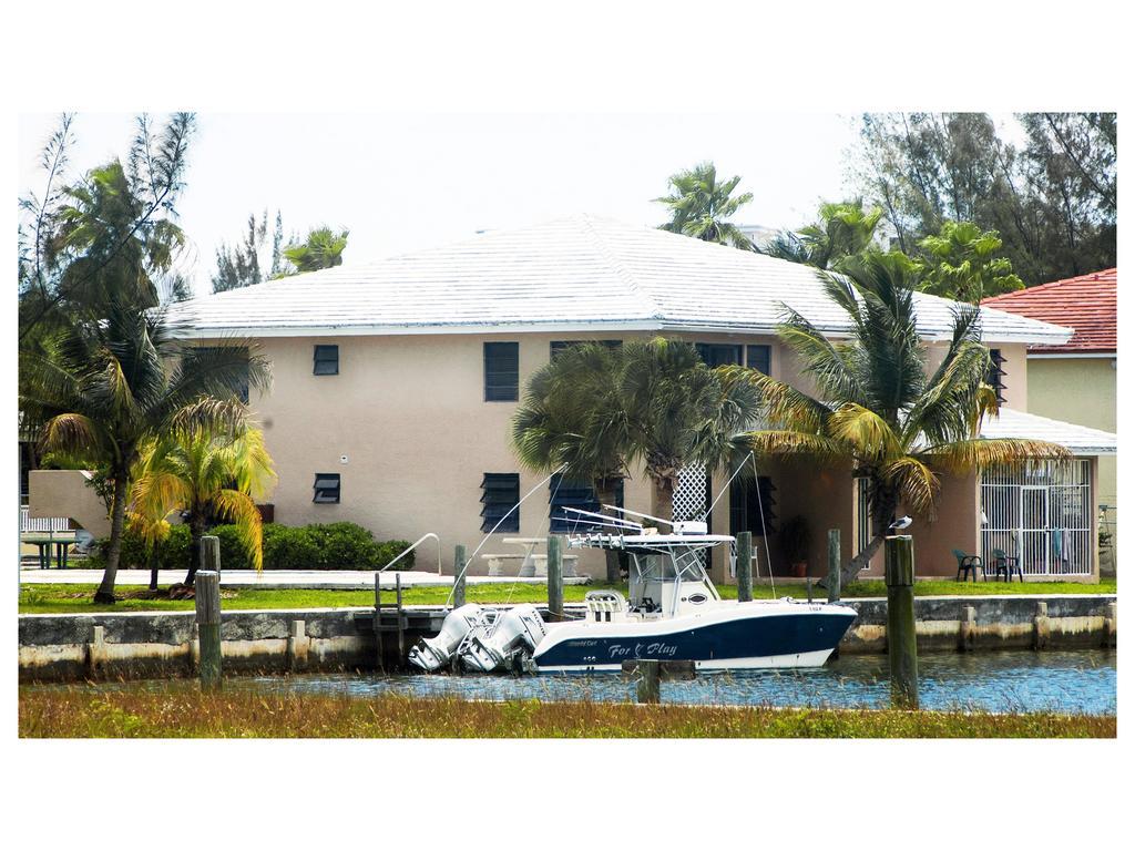 8 Villa Martinique Freeport Exterior foto